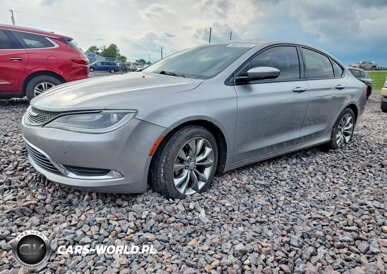 2015 Chrysler 200 S – zdjęcie 1 z 12