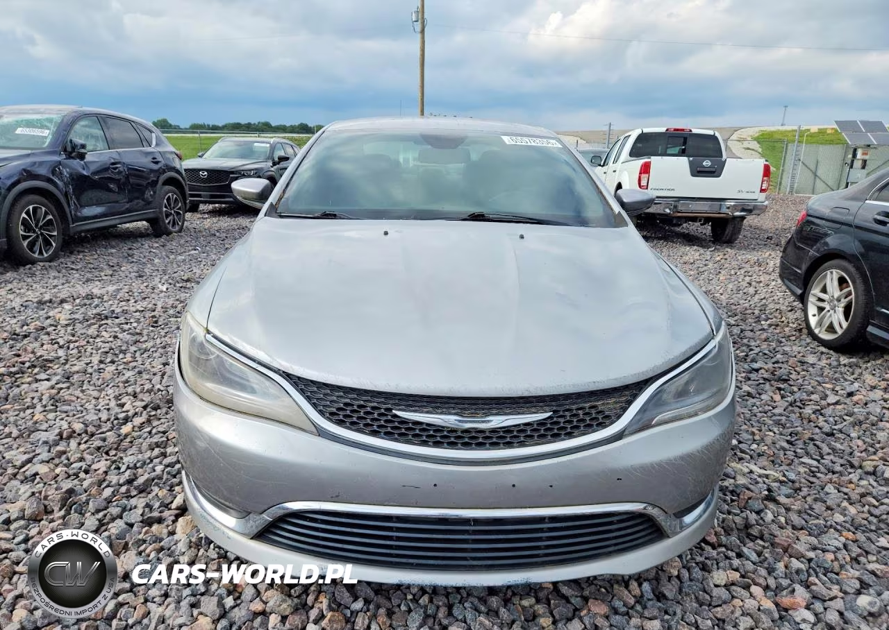 2015 Chrysler 200 S VIN:1C3CCCBB2FN559716 - 5
