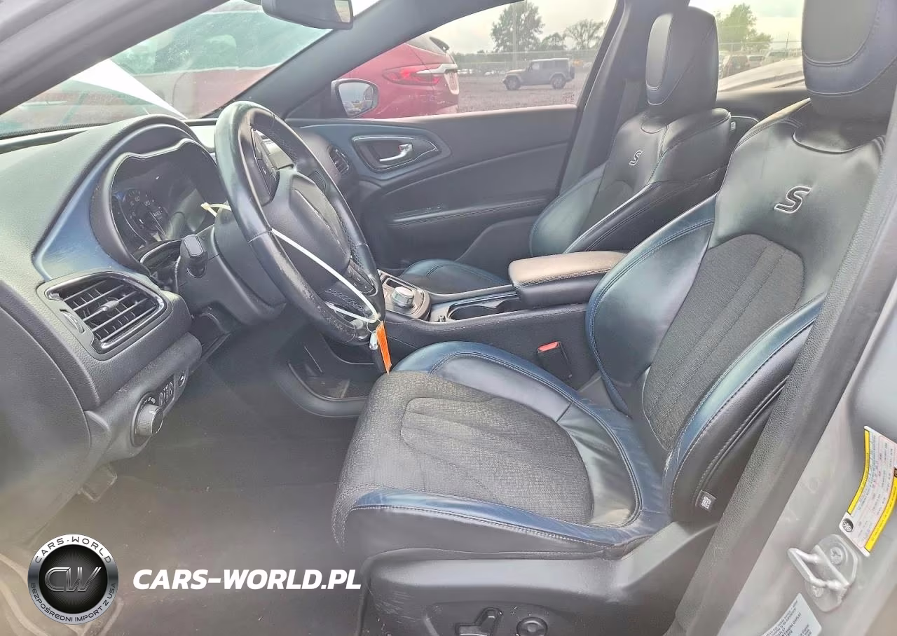 2015 Chrysler 200 S VIN:1C3CCCBB2FN559716 - 7