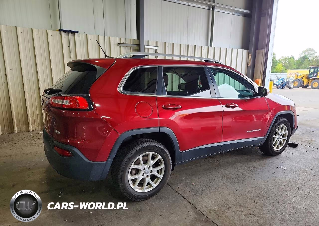 2016 Jeep Cherokee Latitude VIN:1C4PJMCB8GW174664 - 3
