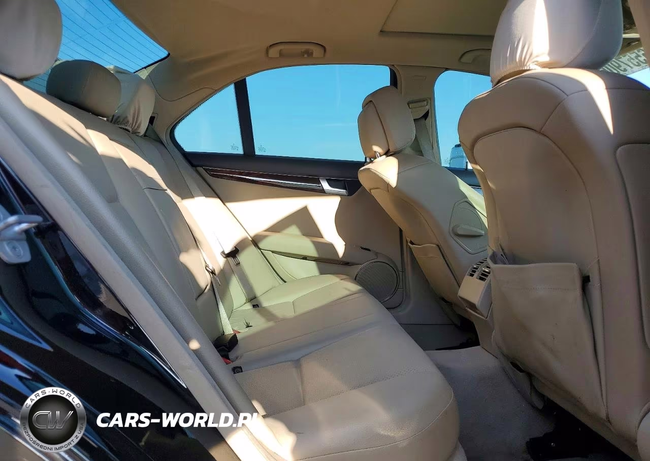 2012 Mercedes-Benz C 250 VIN:WDDGF4HB7CA623579 - 10