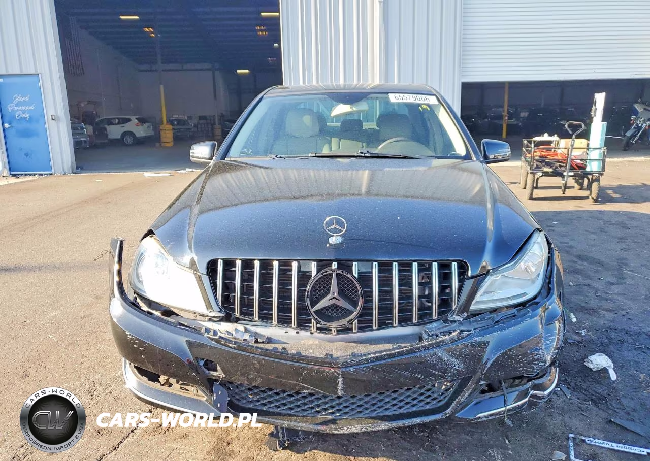 2012 Mercedes-Benz C 250 VIN:WDDGF4HB7CA623579 - 5