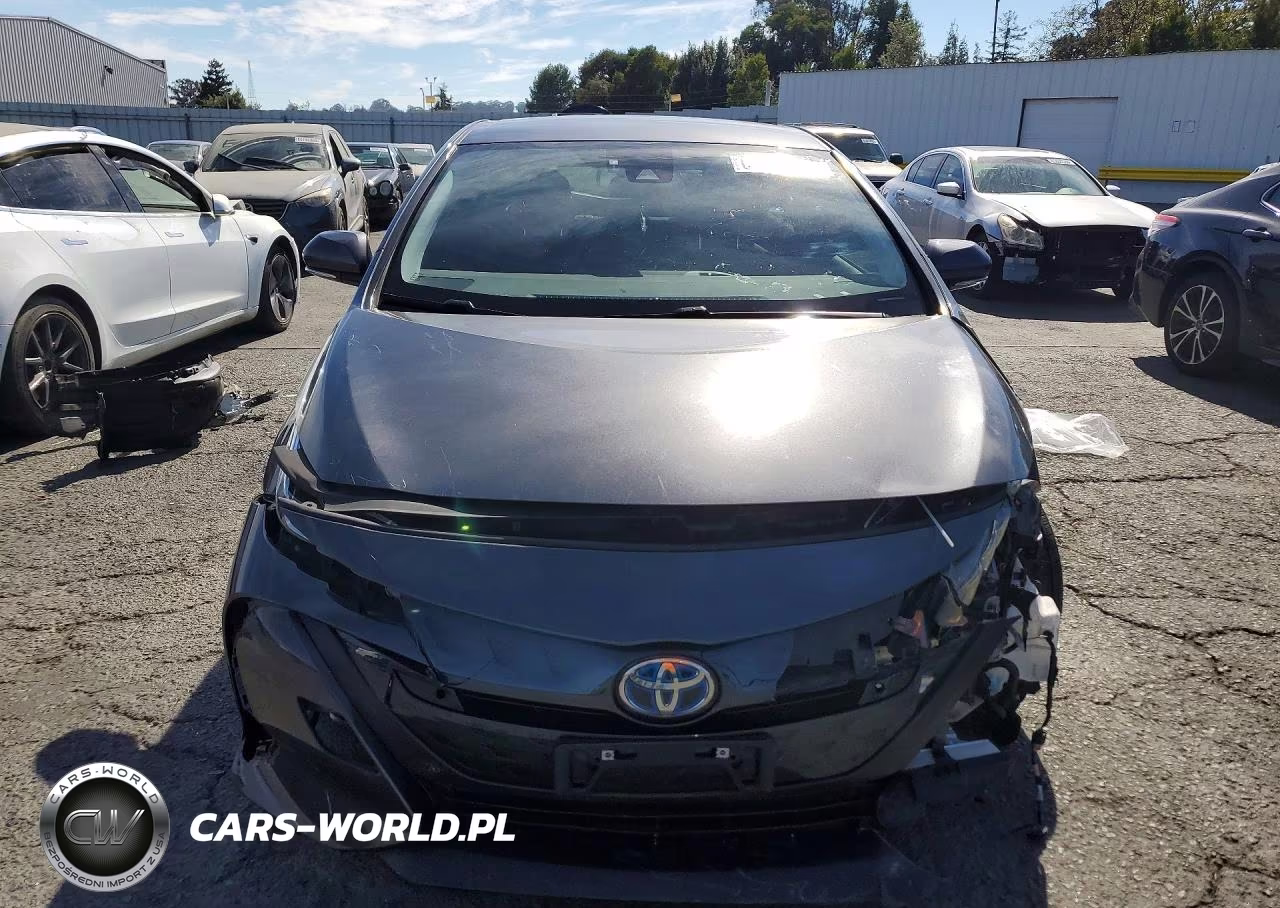 2020 Toyota Prius Prime Xle VIN:JTDKARFP0L3146030 - 5