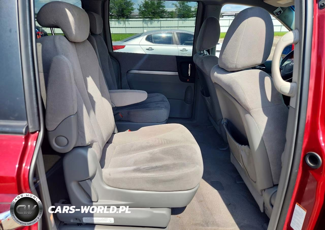 2007 Hyundai Entourage Gls VIN:KNDMC233476015506 - 11