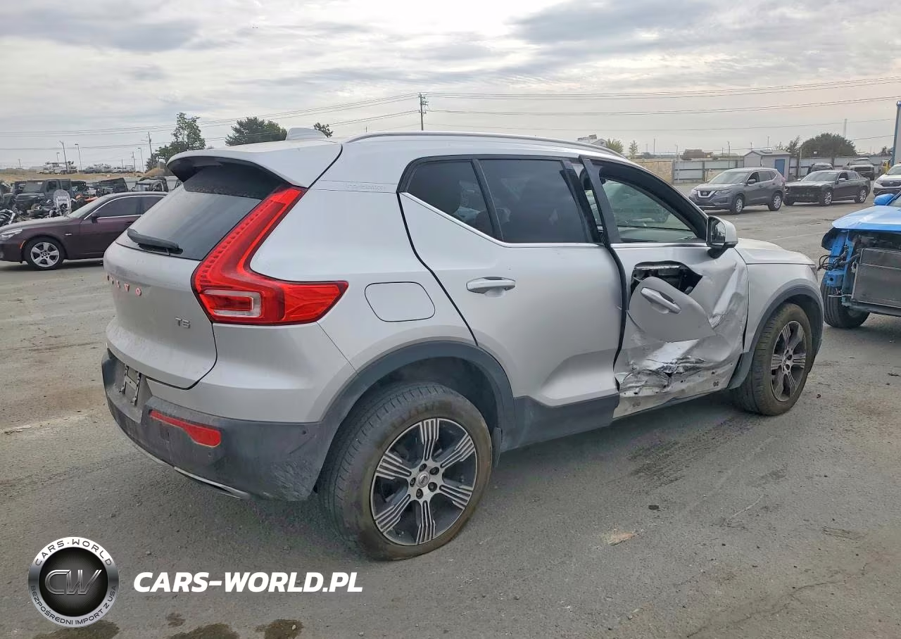 2019 Volvo Xc40 T5 Inscription VIN:YV4162ULXK2056552 - 3