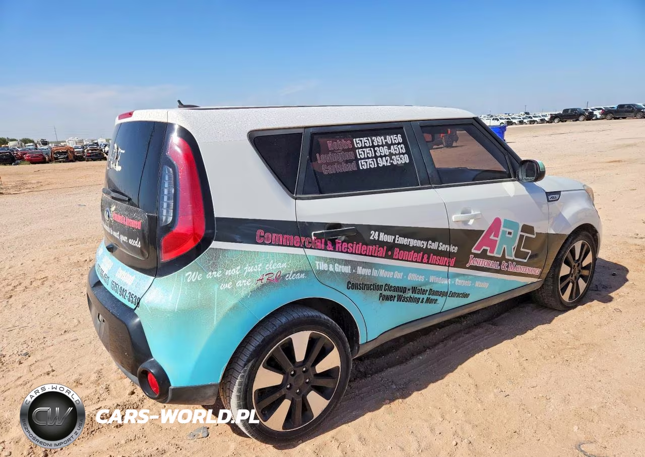 2016 Kia Soul + VIN:KNDJP3A56G7318749 - 3