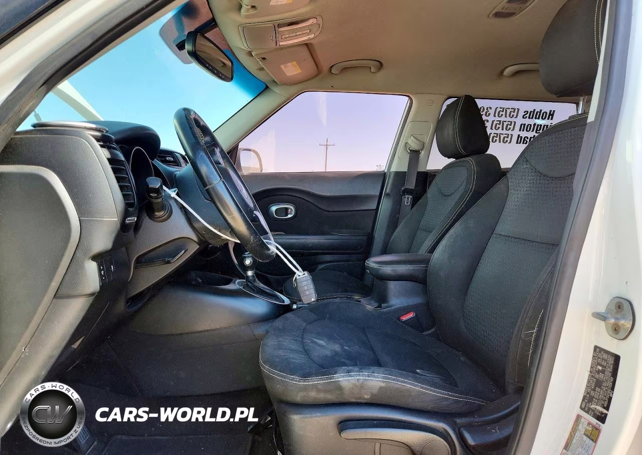 2016 Kia Soul + VIN:KNDJP3A56G7318749 - 7