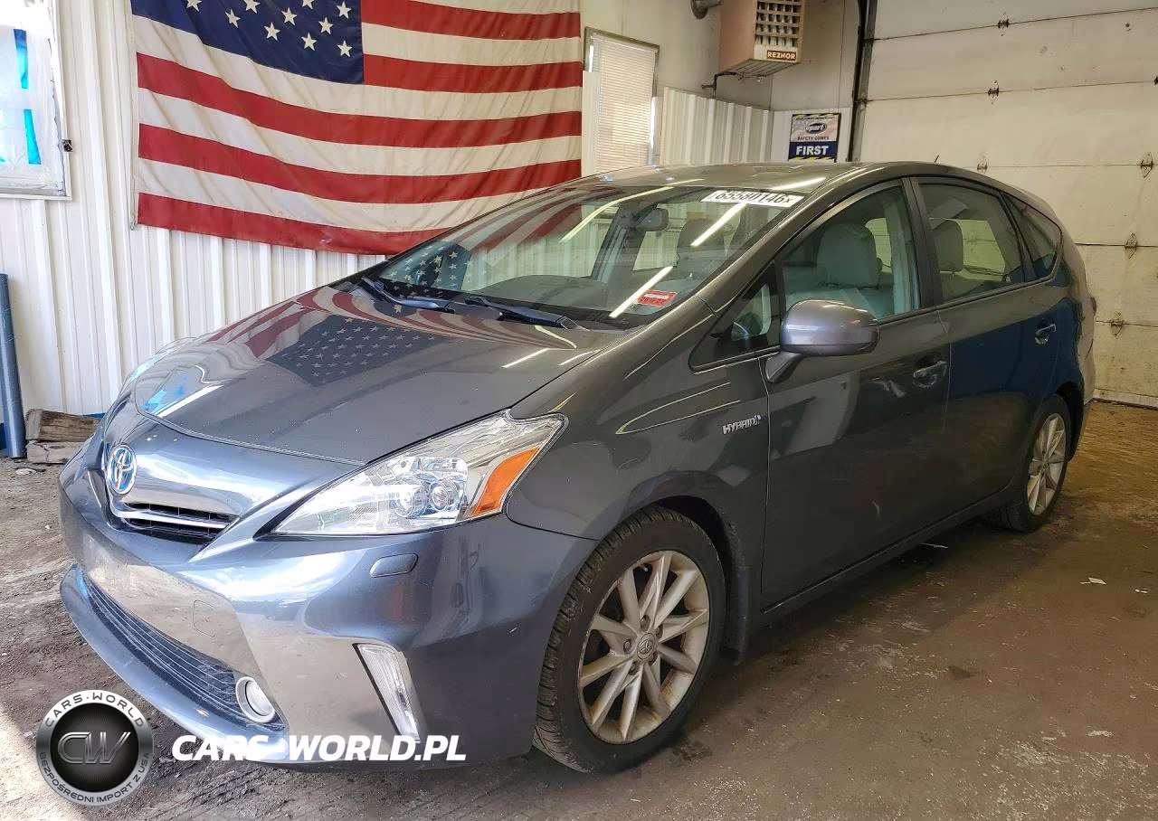 2012 Toyota Prius V Five – zdjęcie 1 z 13