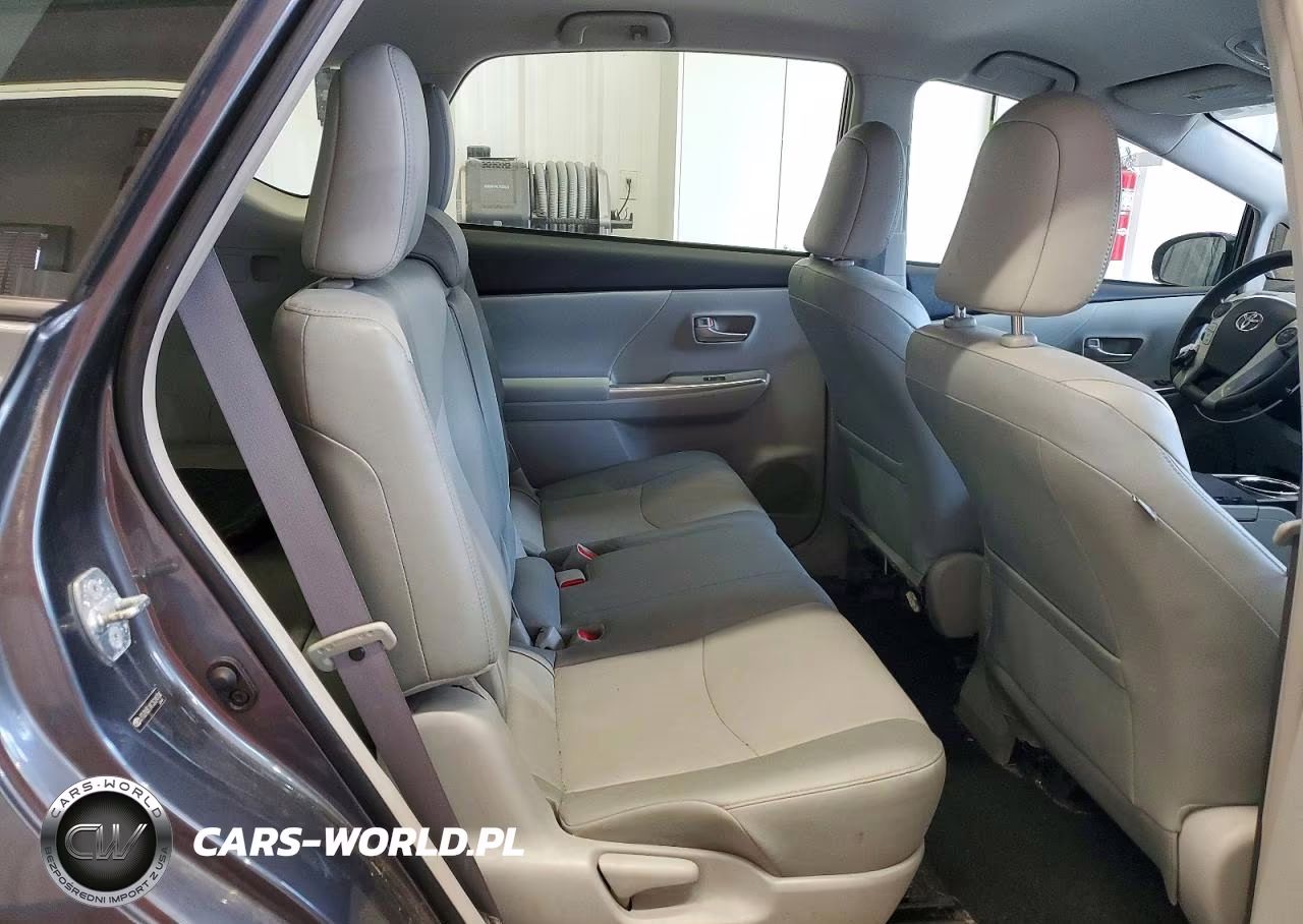2012 Toyota Prius V Five VIN:JTDZN3EUXC3024704 - 11