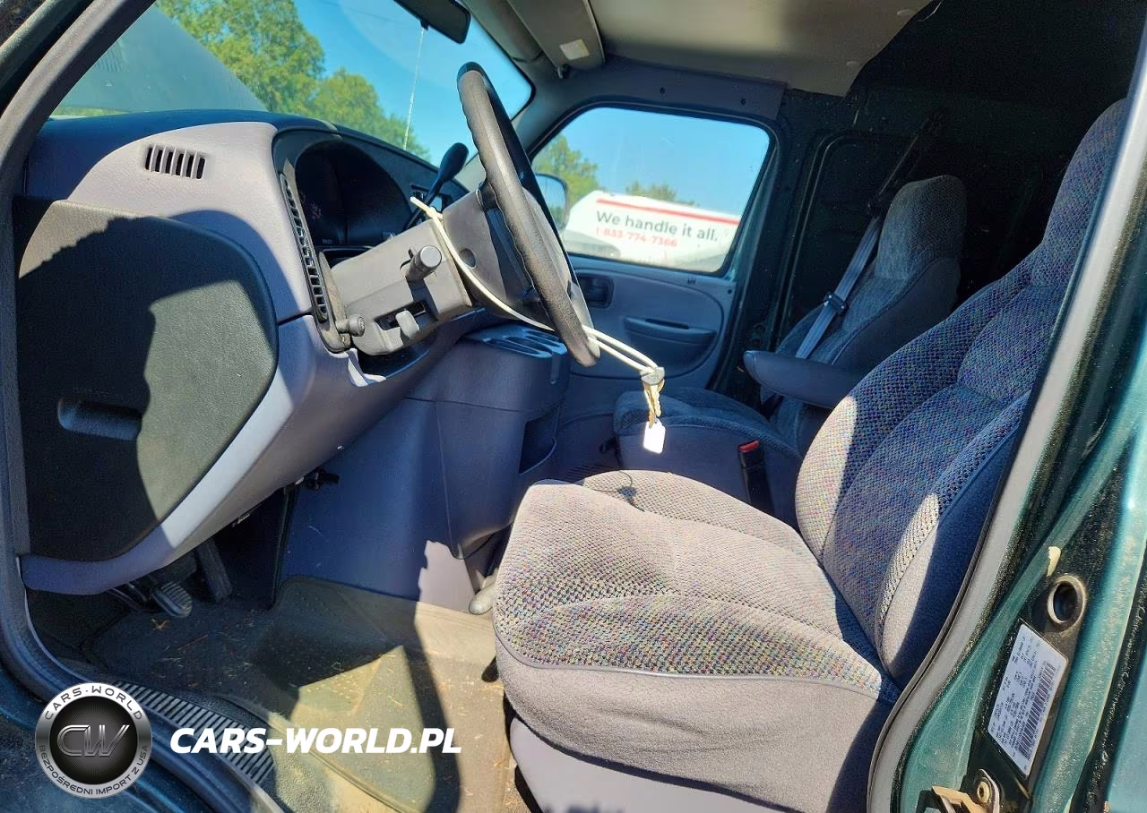 1999 Dodge Ram Van B1500 VIN:2B7HB11YXXK501820 - 7