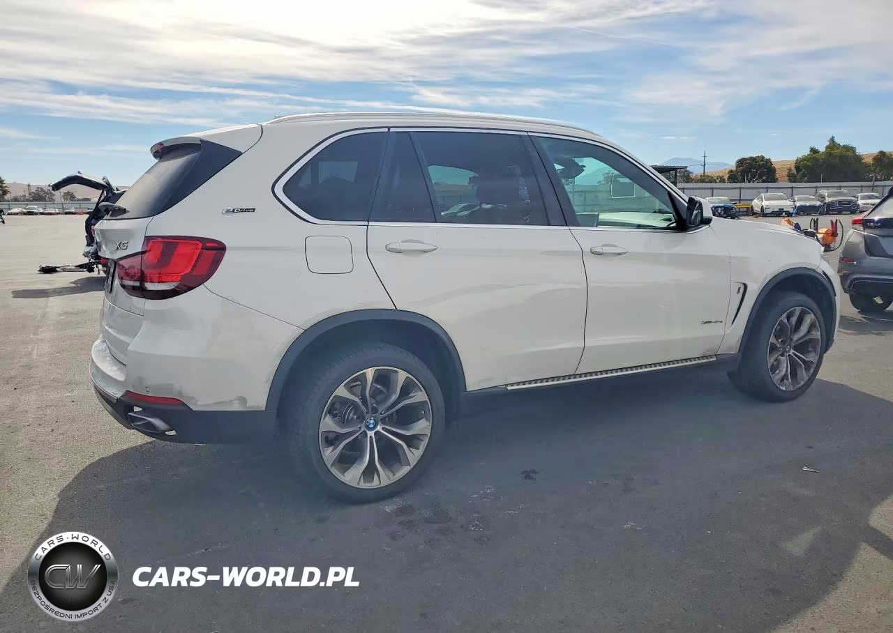 2018 BMW X5 Xdr40E VIN:5UXKT0C58J0V99995 - 3