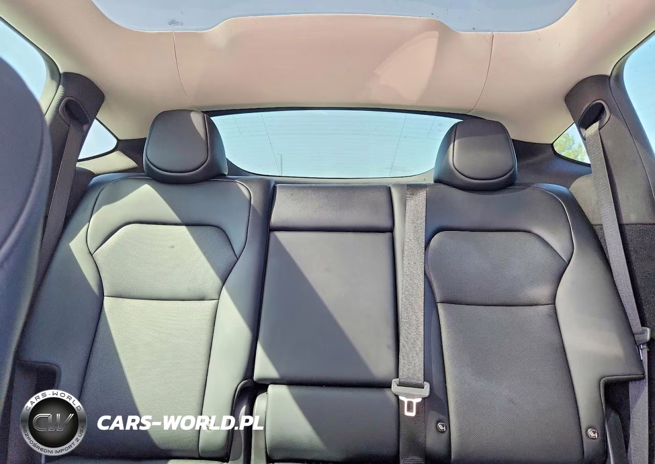2026 Tesla Model Y VIN:7SAYGDEE2TF328927 - 10