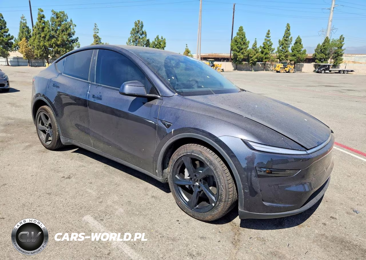 2026 Tesla Model Y VIN:7SAYGDEE2TF328927 - 4