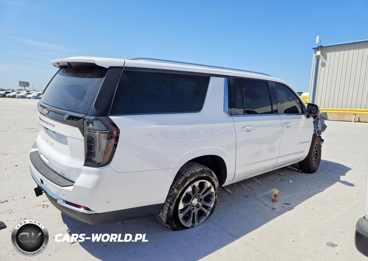 2025 Chevrolet Suburban C1500 Lt VIN:1GNS5CRD6SR216717 - 3