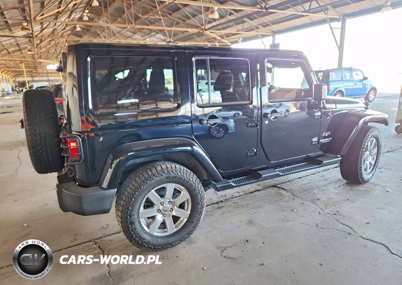 2017 Jeep Wrangler Unlimited Sahara VIN:1C4BJWEG0HL717667 - 3