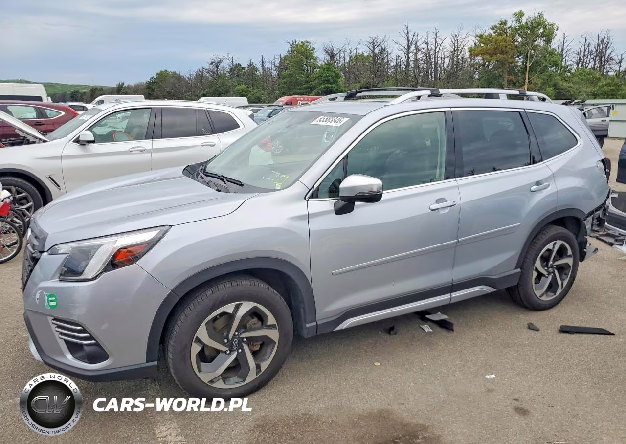 2022 Subaru Forester Touring VIN:JF2SKARC7NH431757 - 1