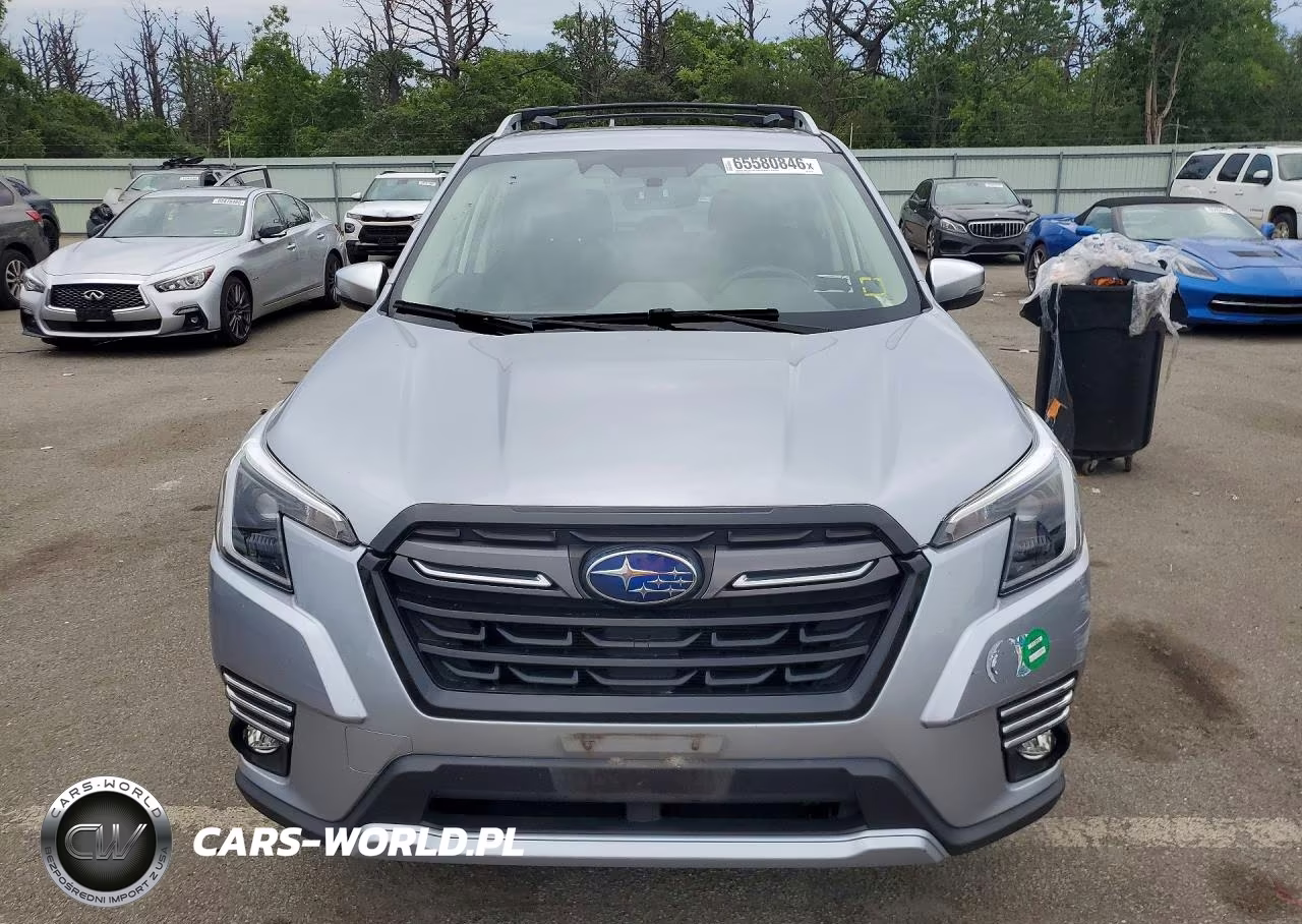 2022 Subaru Forester Touring VIN:JF2SKARC7NH431757 - 5