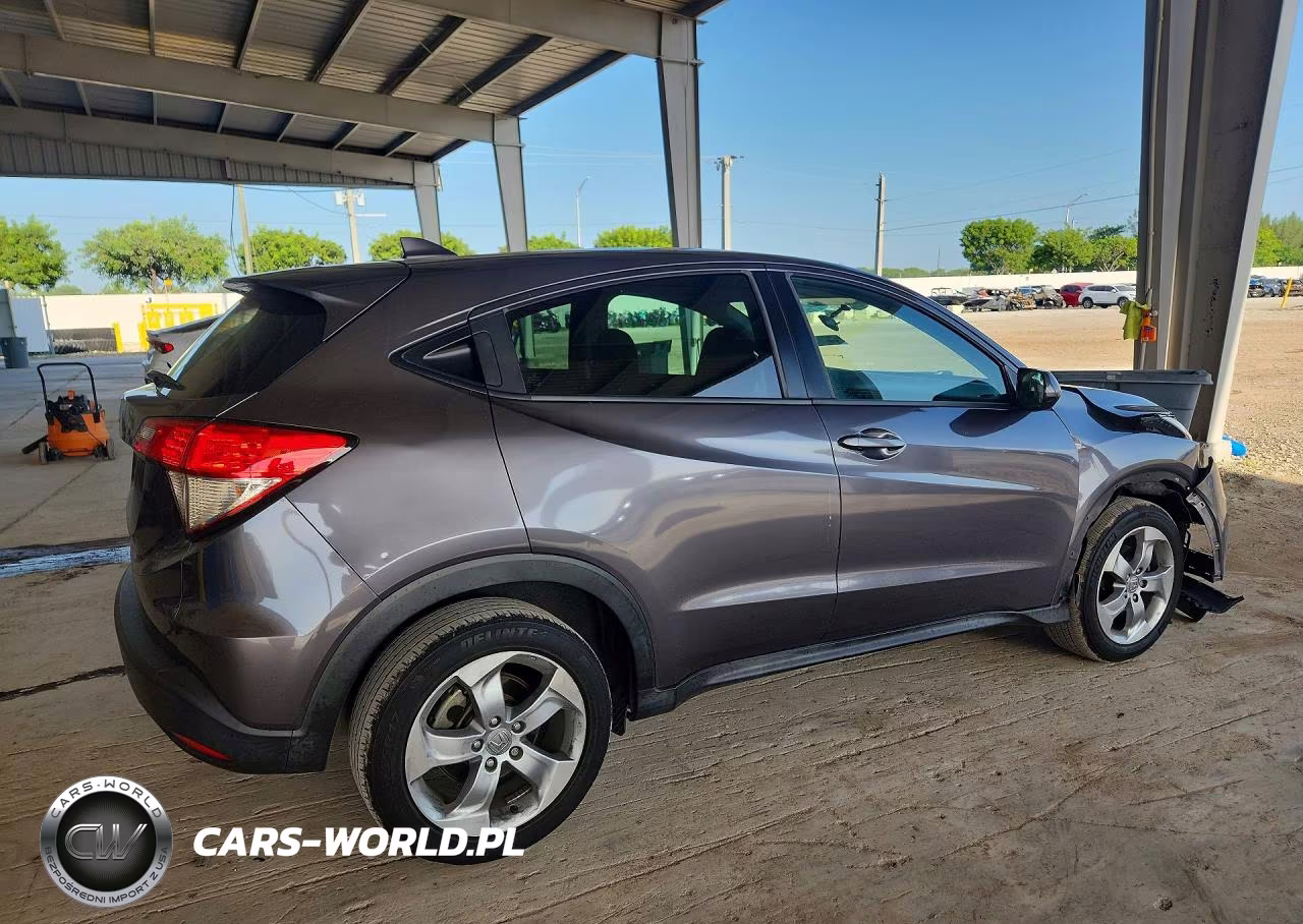 2020 Honda Hr-V Lx VIN:3CZRU5H3XLM705567 - 3