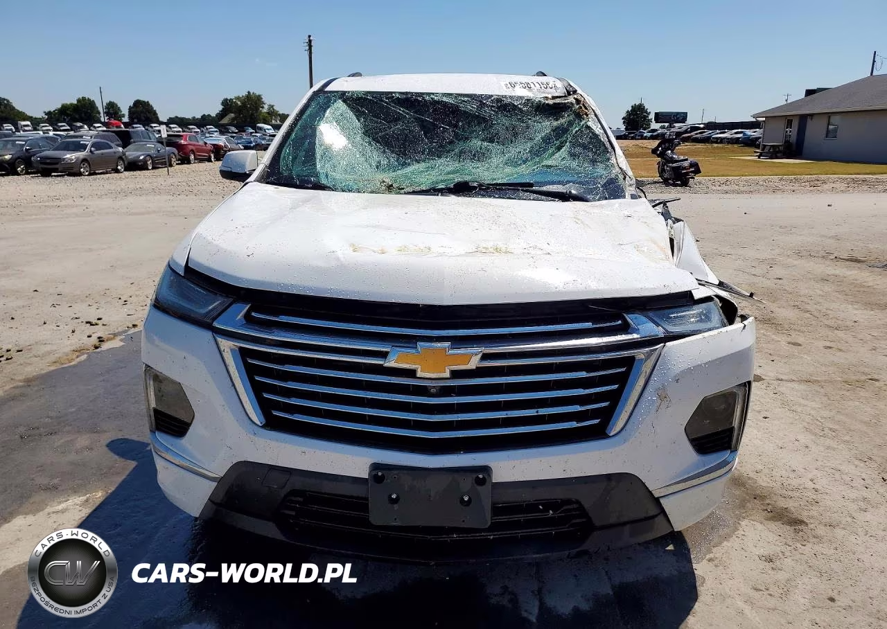 2023 Chevrolet Traverse Premier VIN:1GNEVKKW9PJ113106 - 5
