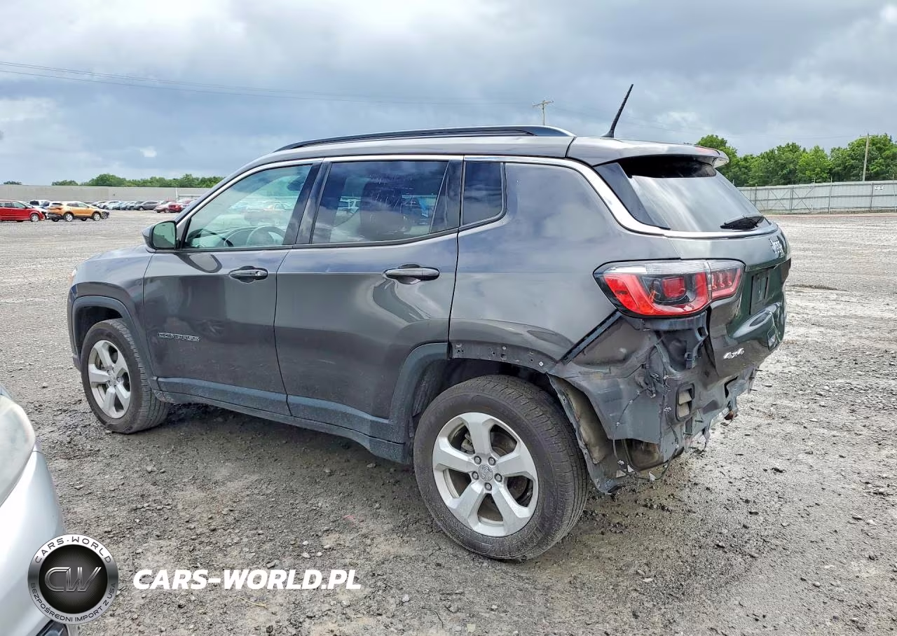 2018 Jeep Compass Latitude VIN:3C4NJDBB3JT303044 - 2