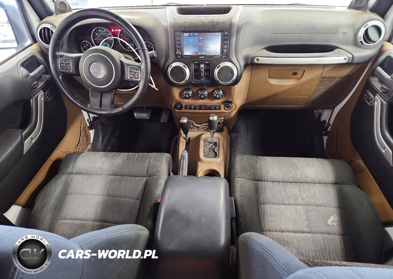 2011 Jeep Wrangler Unlimited Rubicon VIN:1J4HA6H18BL611468 - 8