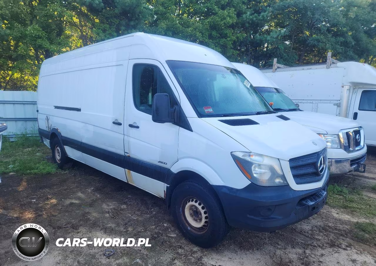 2014 Mercedes-Benz Sprinter 2500 VIN:WD3PE8DE9E5901683 - 4