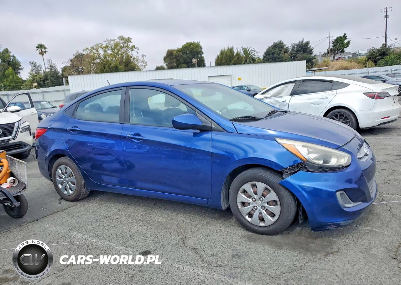 2017 Hyundai Accent Se VIN:KMHCT4AE9HU312498 - 4