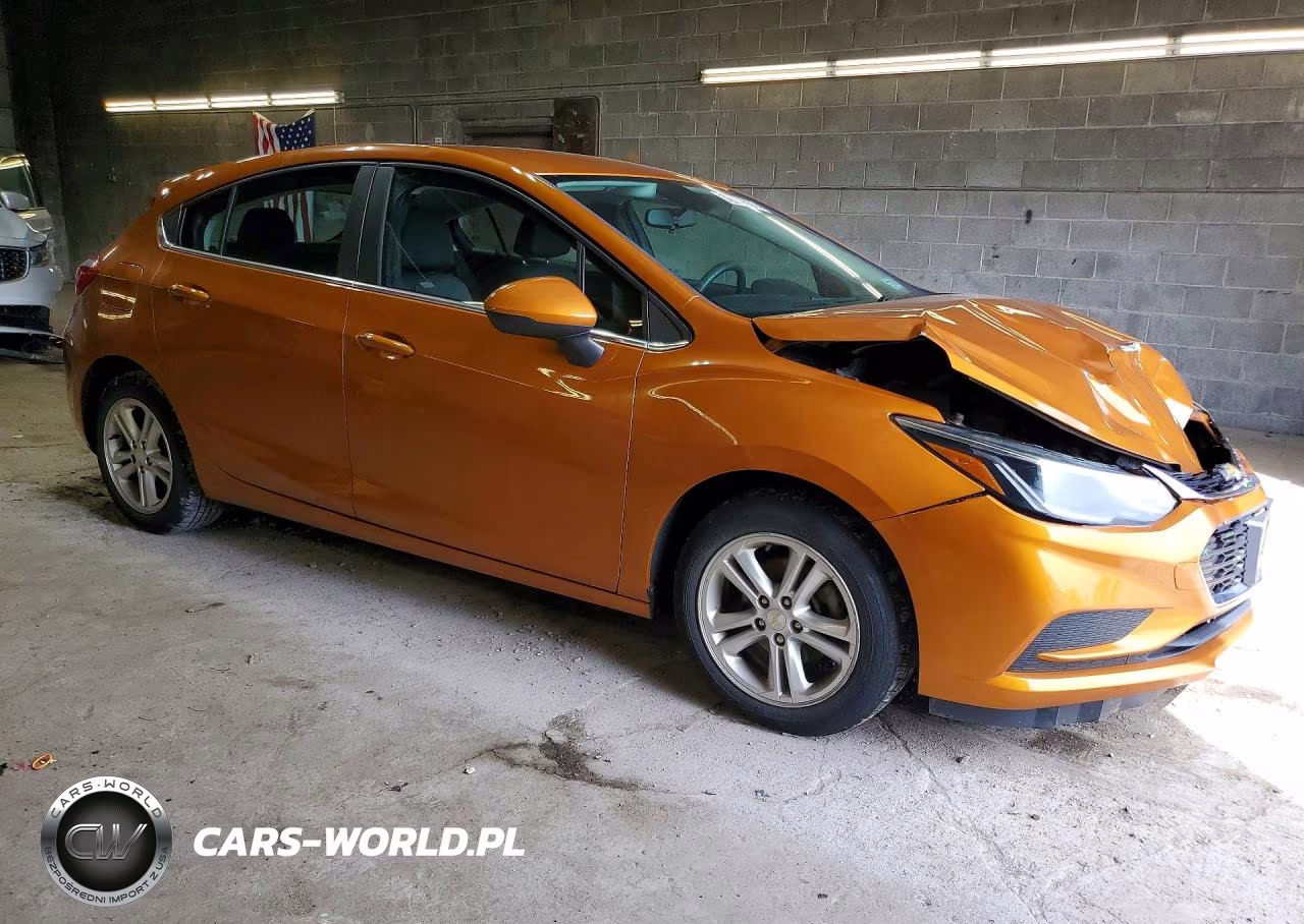 2017 Chevrolet Cruze Lt VIN:3G1BE6SM2HS589272 - 4
