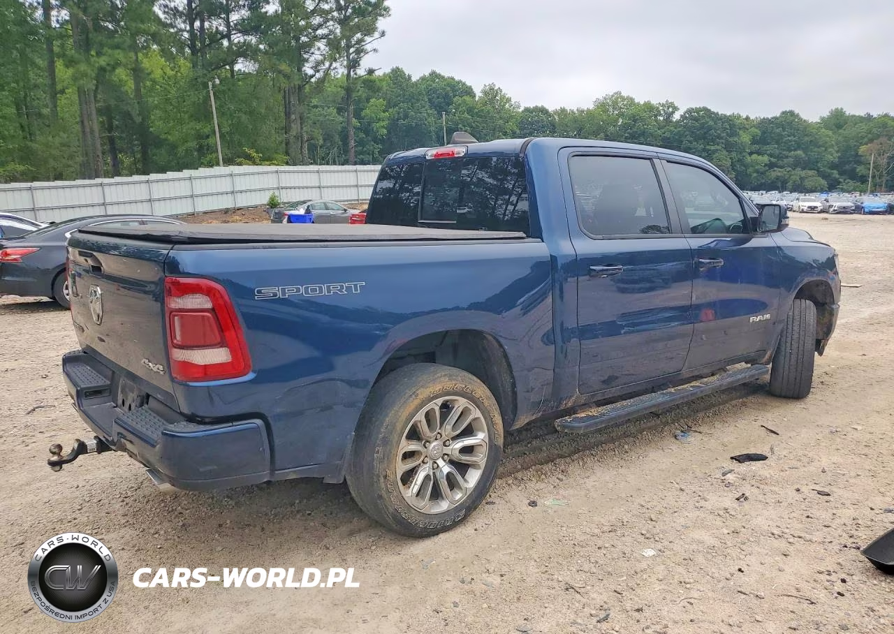2023 Ram 1500 Laramie VIN:1C6SRFJM7PN515326 - 3