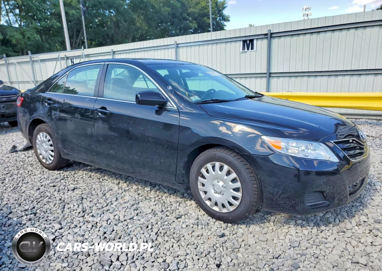 2010 Toyota Camry Le VIN:4T1BF3EK1AU039785 - 4