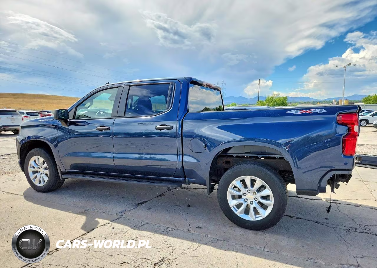 2021 Chevrolet Silverado K1500 Custom VIN:3GCPYBEK9MG270097 - 2