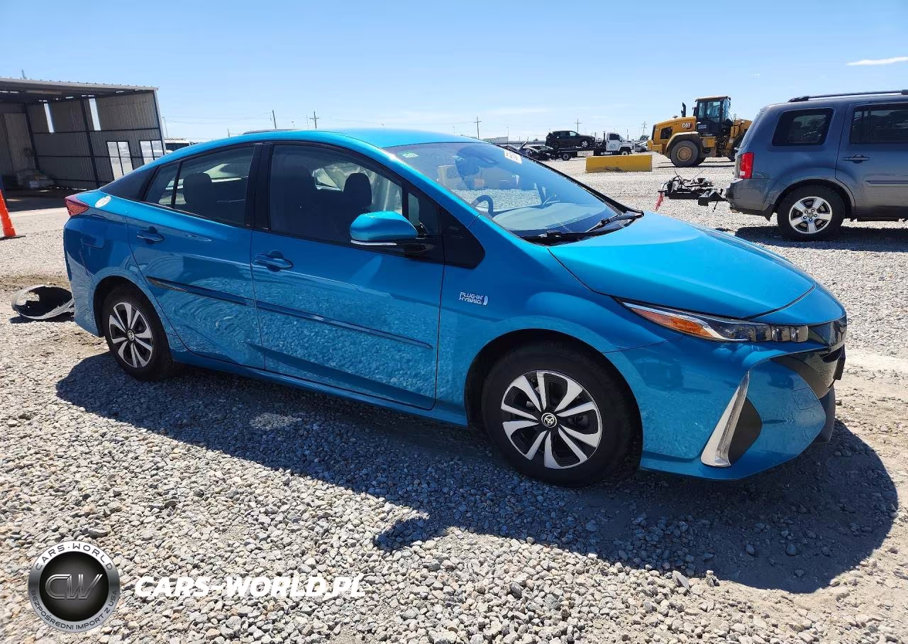 2018 Toyota Prius Prime Premium VIN:JTDKARFP5J3093578 - 4