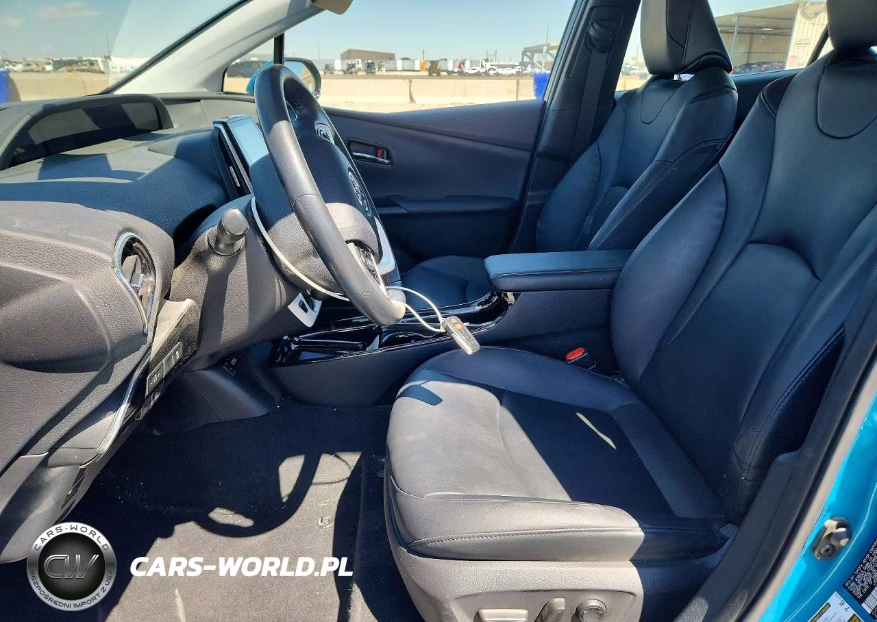 2018 Toyota Prius Prime Premium VIN:JTDKARFP5J3093578 - 7