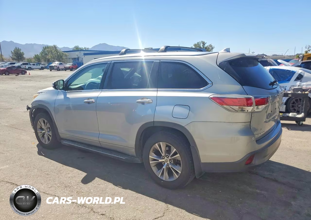 2015 Toyota Highlander Xle VIN:5TDJKRFH8FS191852 - 2