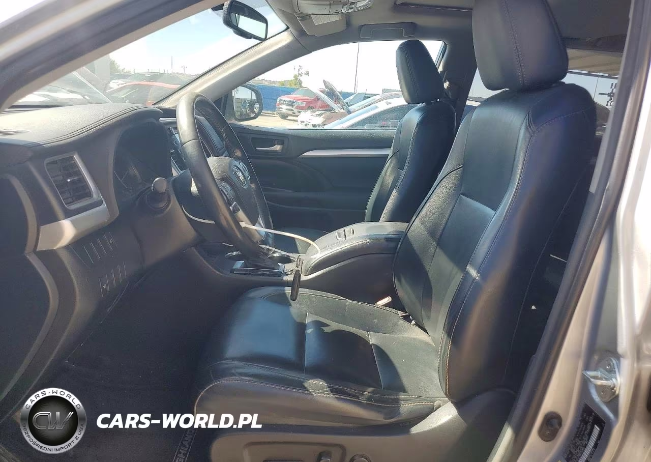 2015 Toyota Highlander Xle VIN:5TDJKRFH8FS191852 - 7