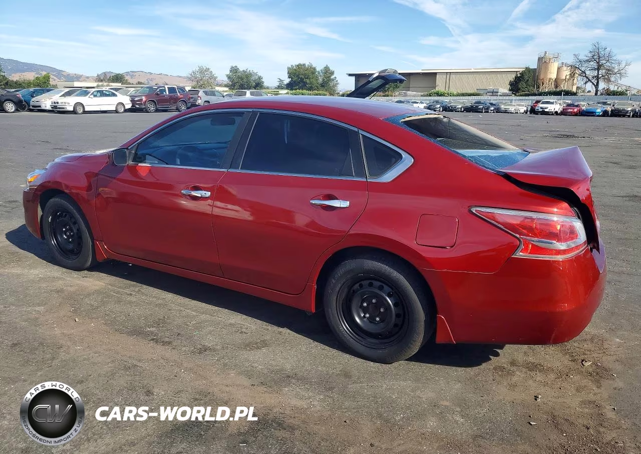 2015 Nissan Altima 2.5 S VIN:1N4AL3AP2FC260518 - 2