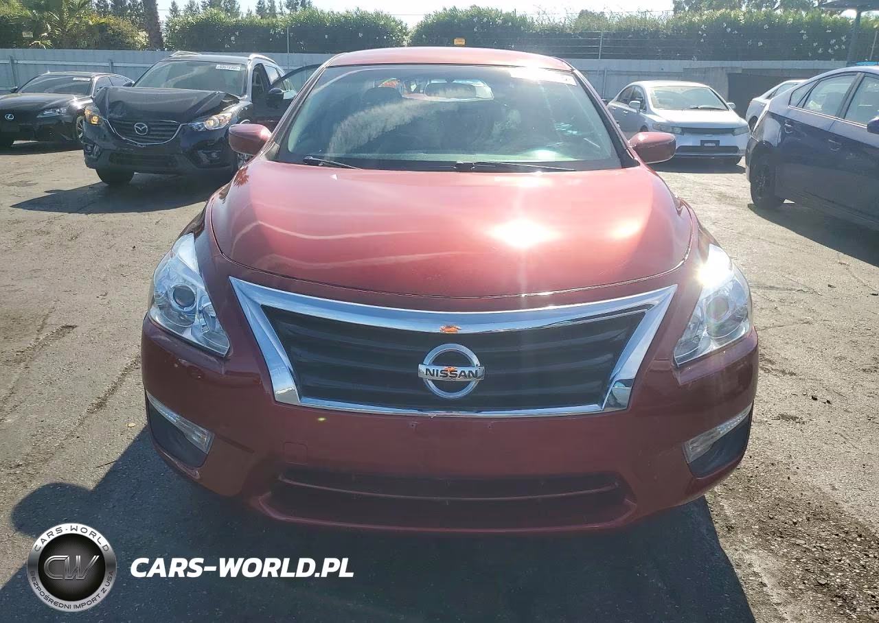 2015 Nissan Altima 2.5 S VIN:1N4AL3AP2FC260518 - 5