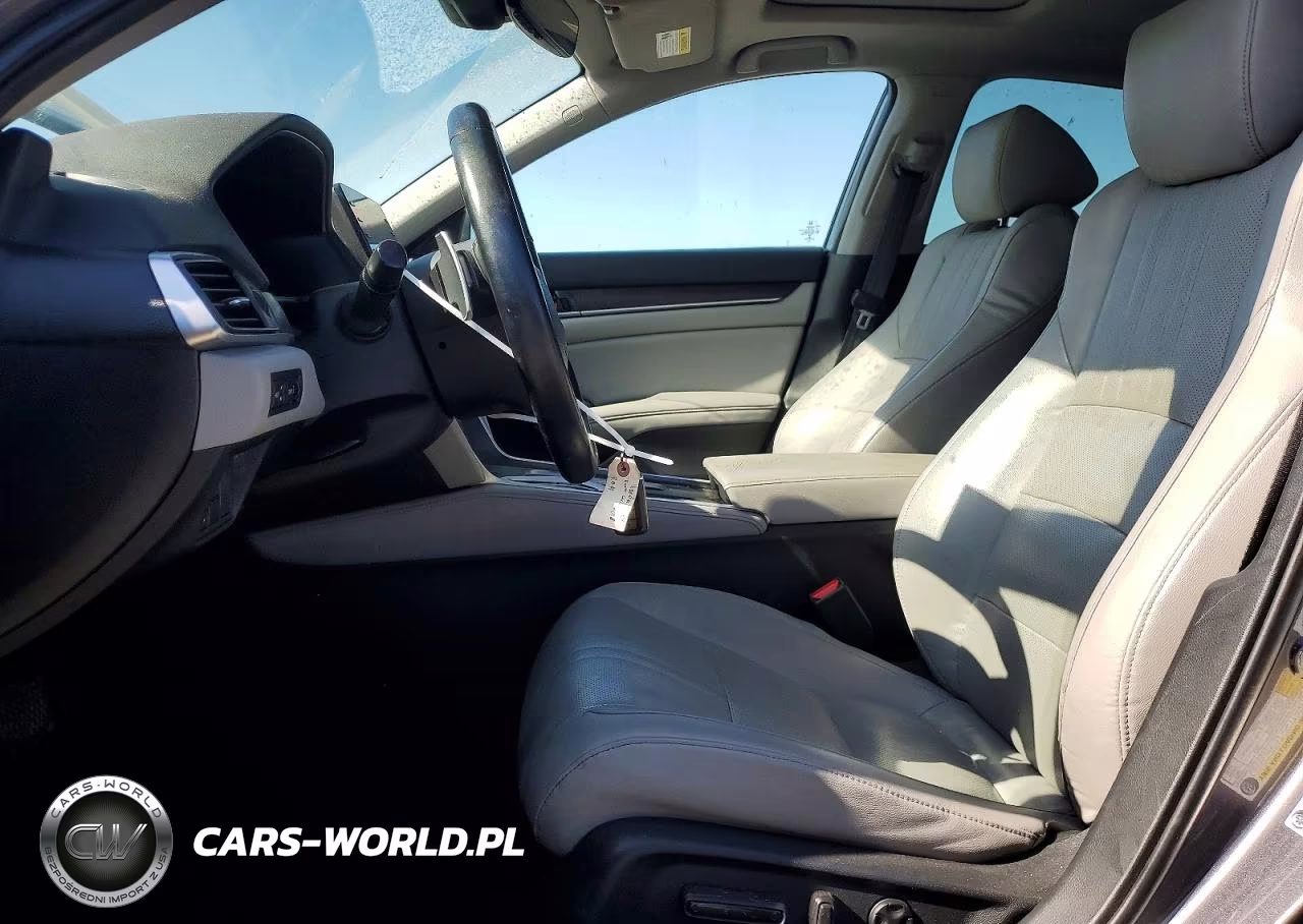 2018 Honda Accord Touring Hybrid VIN:1HGCV3F91JA011043 - 7