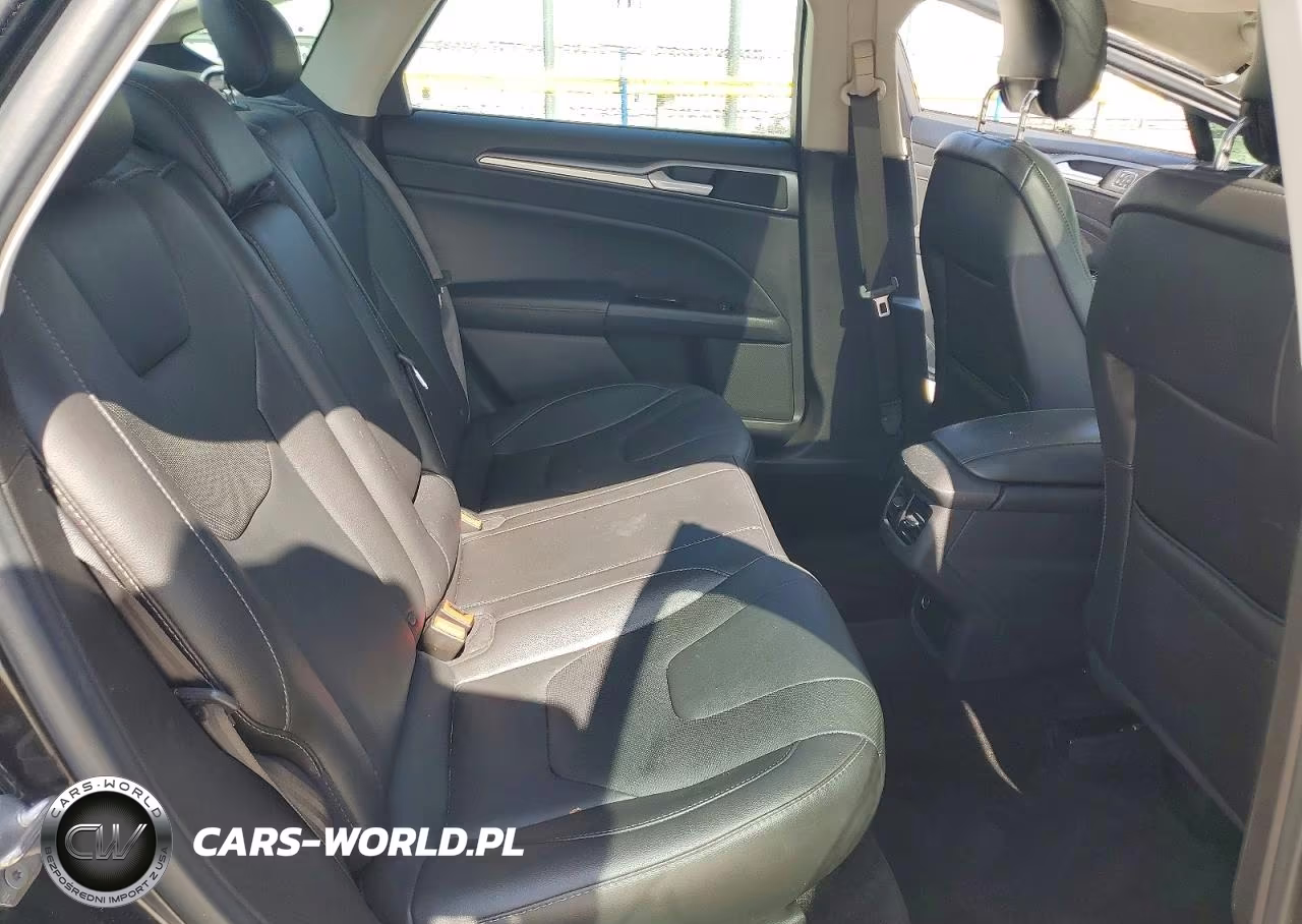 2015 Ford Fusion Titanium VIN:3FA6P0D98FR113756 - 10