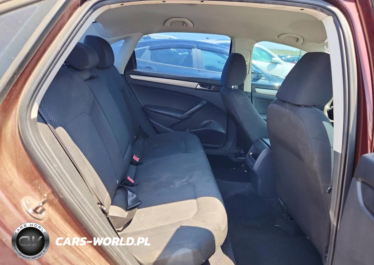 2013 Volkswagen Passat S VIN:1VWAP7A38DC042256 - 10