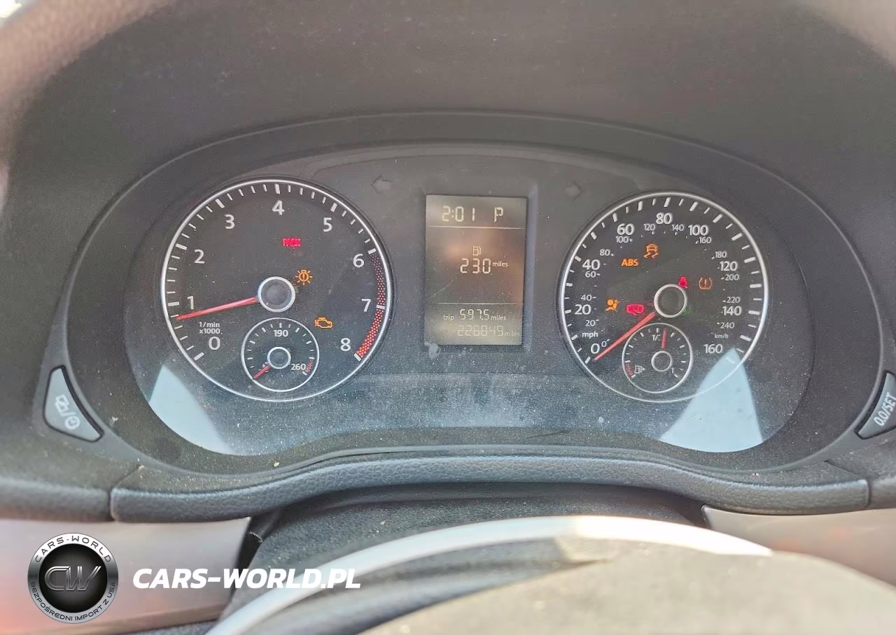 2013 Volkswagen Passat S VIN:1VWAP7A38DC042256 - 9
