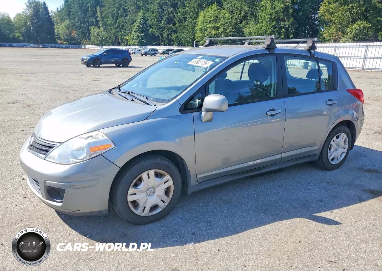 2010 Nissan Versa 1.8 S