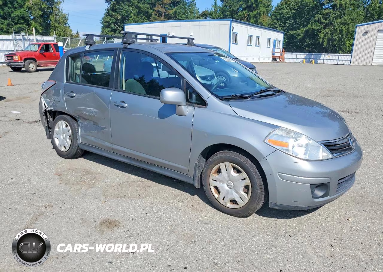 2010 Nissan Versa 1.8 S VIN:3N1BC1CP4AL462115 - 4