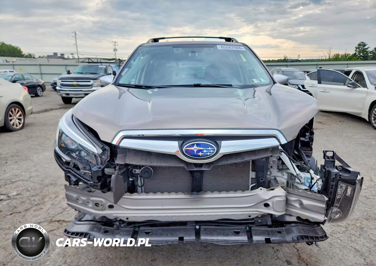 2021 Subaru Forester Touring VIN:JF2SKAXC9MH449923 - 5