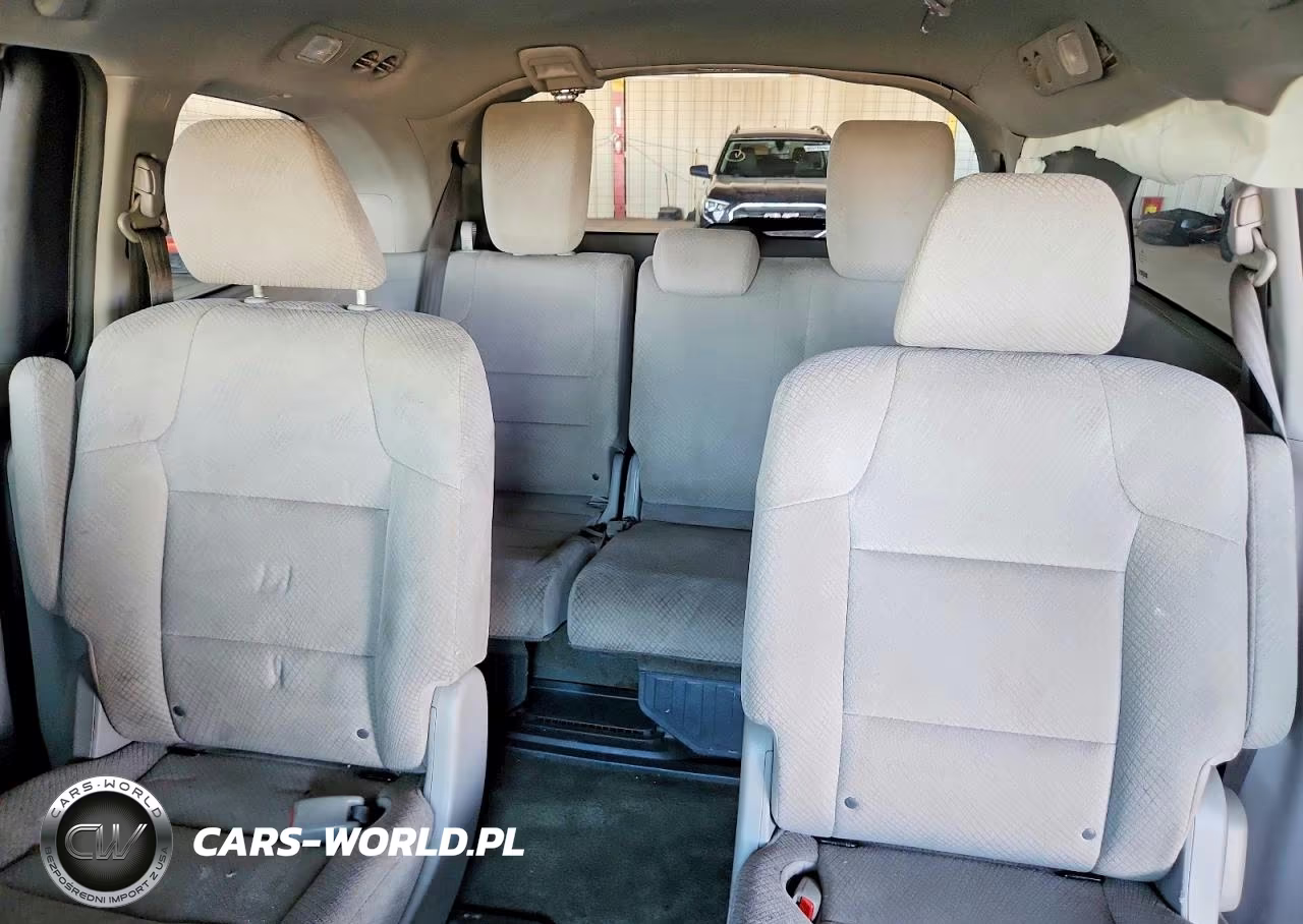 2016 Honda Odyssey Se VIN:5FNRL5H38GB134874 - 10