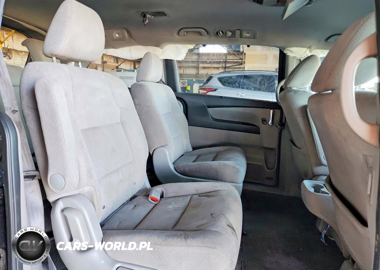 2016 Honda Odyssey Se VIN:5FNRL5H38GB134874 - 11