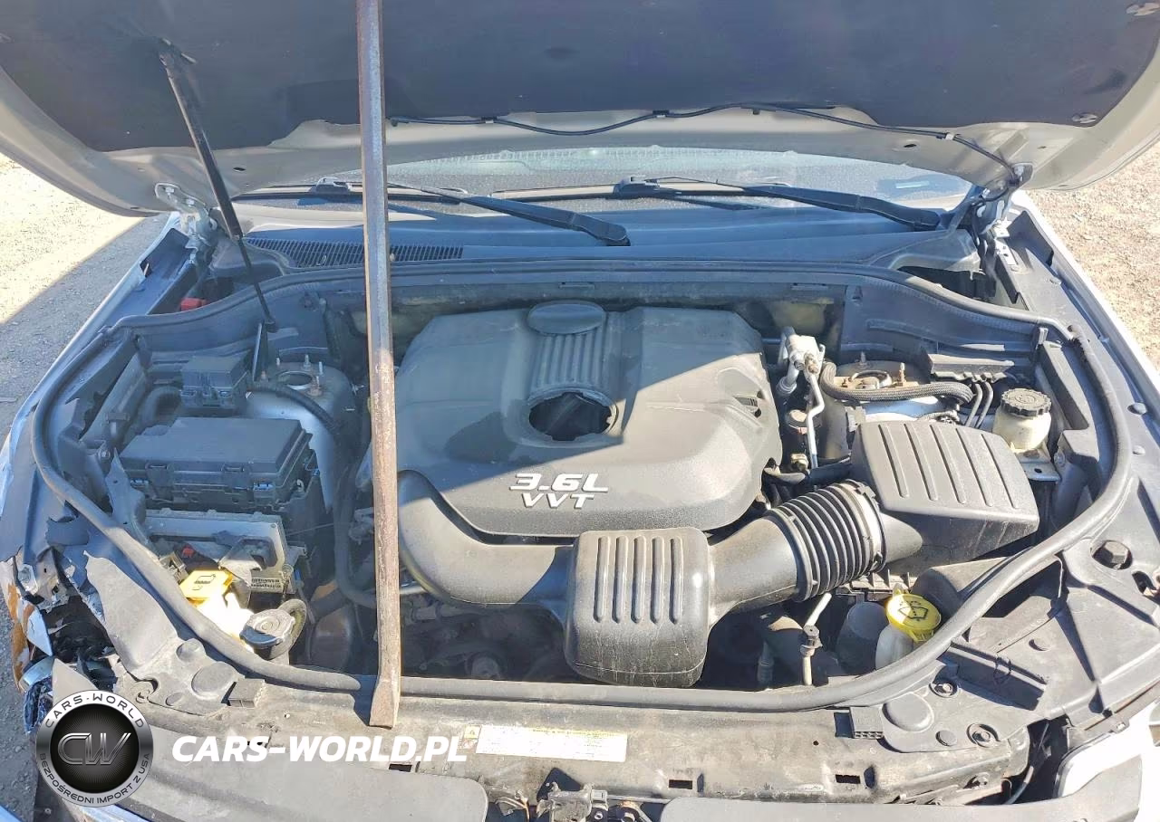 2012 Jeep Grand Cherokee Laredo VIN:1C4RJFAG2CC120744 - 12