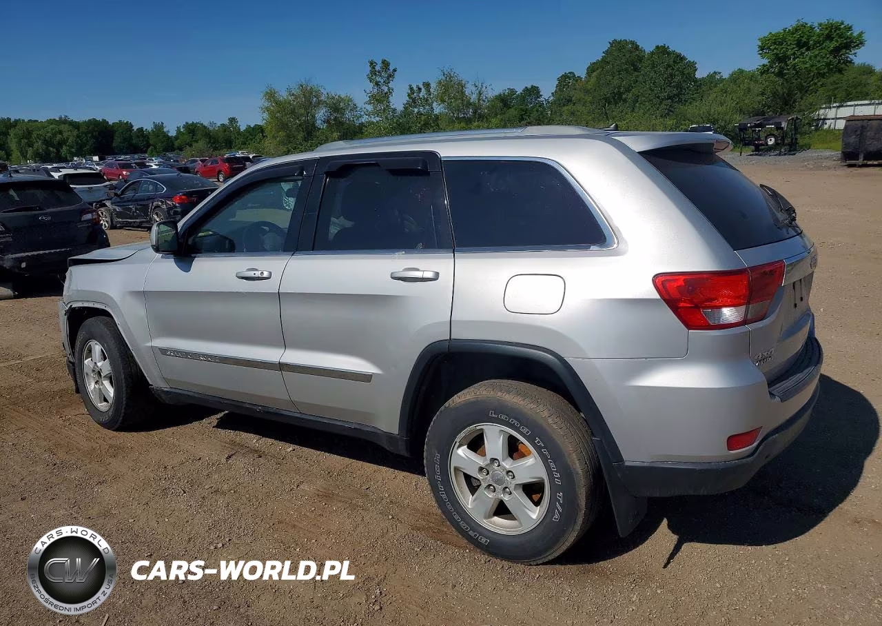 2012 Jeep Grand Cherokee Laredo VIN:1C4RJFAG2CC120744 - 2