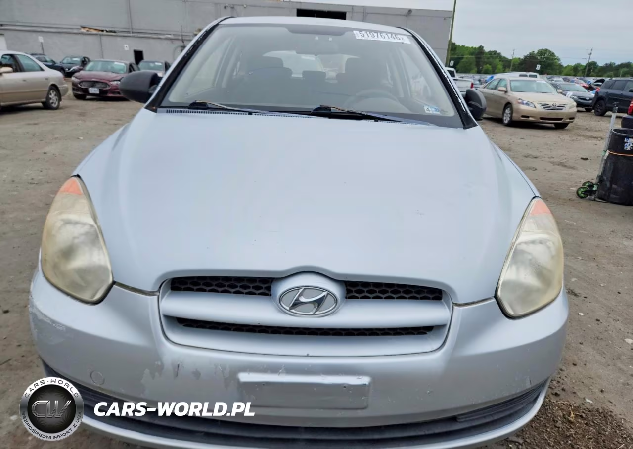 2007 Hyundai Accent Gs VIN:KMHCM36C97U001599 - 5