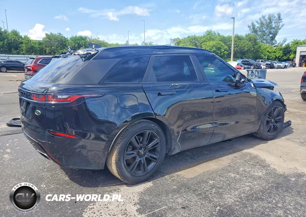2019 Land Rover Range Rover S VIN:SALYL2FV3KA212406 - 5